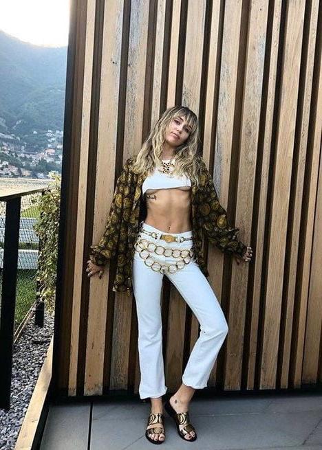 25P Miley Cyrus my GODDESS