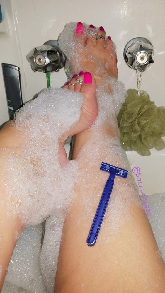 24P Purrrdy Feet