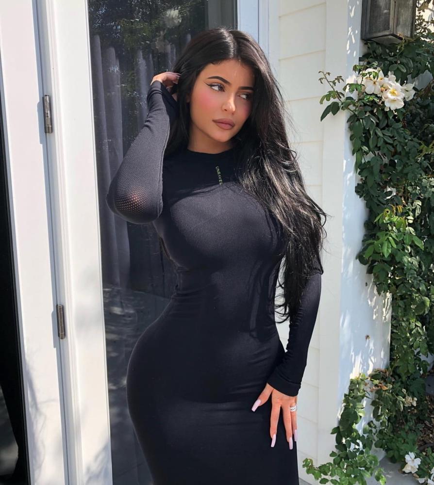 25P Kylie Goddess of sex