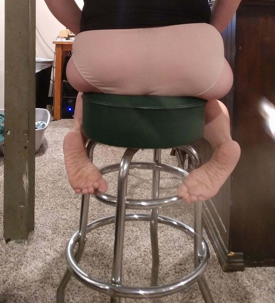 10P More Mature Feet