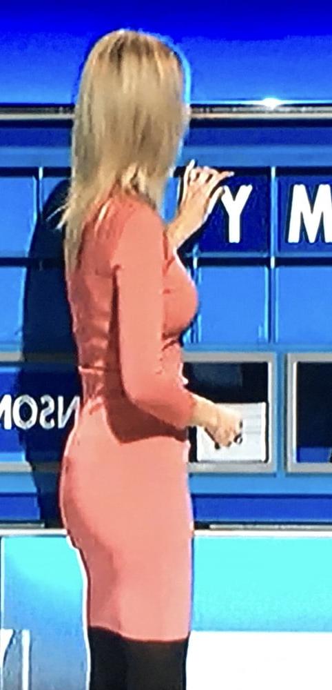 25P Queen of Countdown- Rachel Riley pt.227