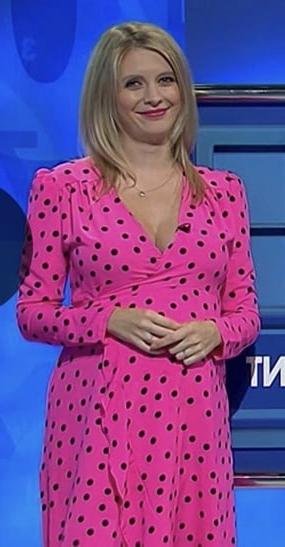 25P Queen of Countdown- Rachel Riley pt.230