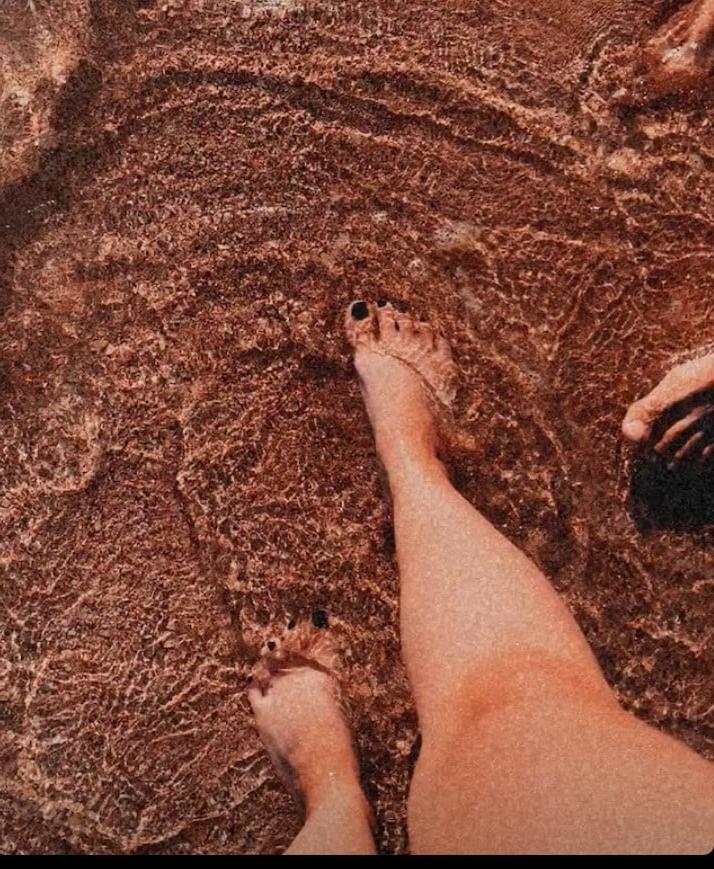 25P Teen Feet