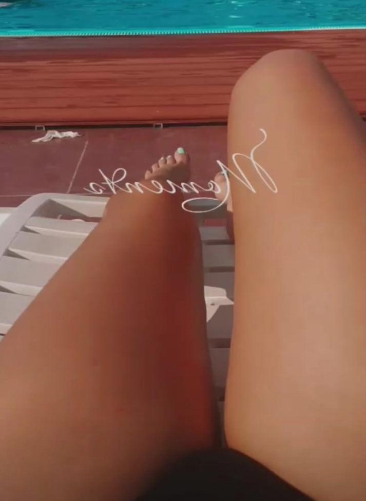 25P Teen Feet
