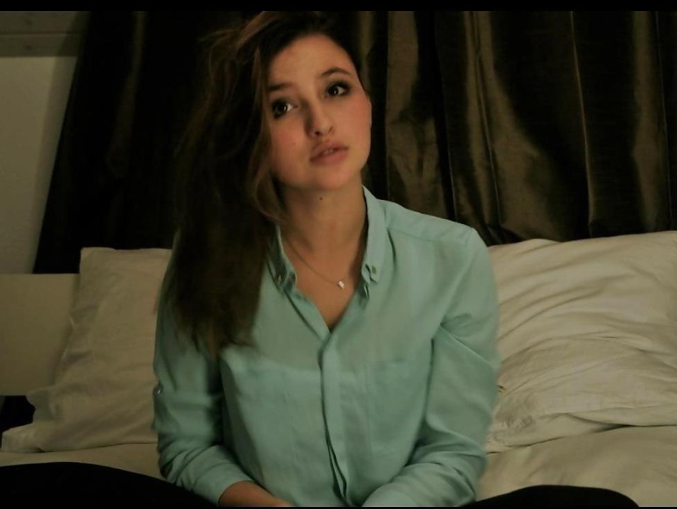 19P Slutty Bitch Laura EXPOSED to you!