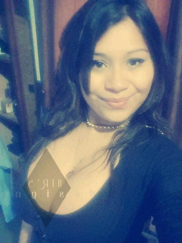 25P Chava de 18 tetuda y culona se hace prostituta en un motel