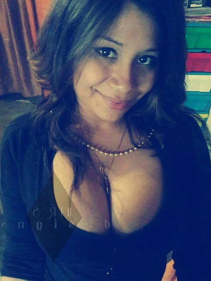 25P Chava de 18 tetuda y culona se hace prostituta en un motel
