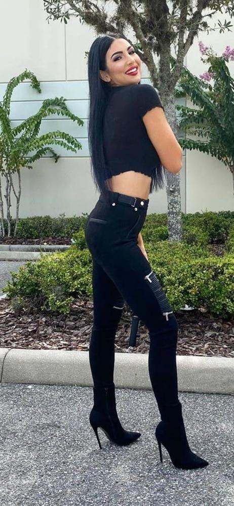 25P Iconic wwe Slut Billie Kay is a fucking nasty whore