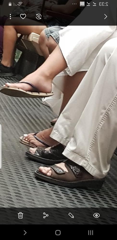25P Candid caption feet