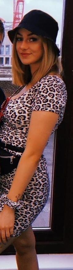 25P Sexy British Student