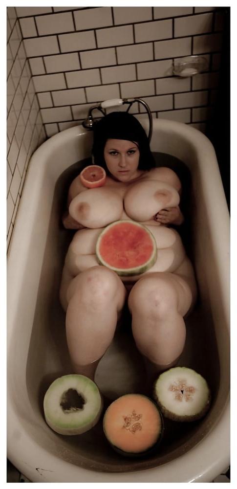 25P Juicy Melons