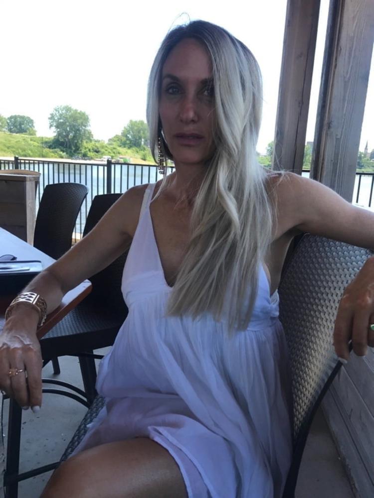 19P Bitch Melanie