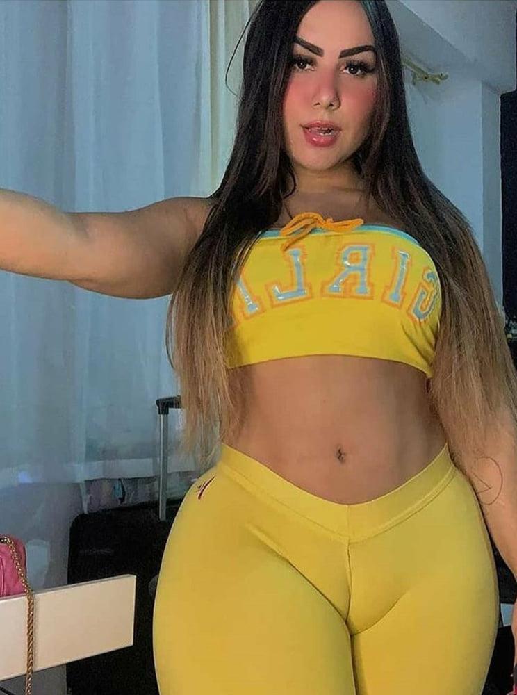 5P Camel Toes
