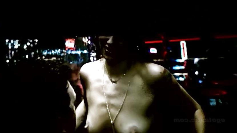 5P Bianca Kajlich topless