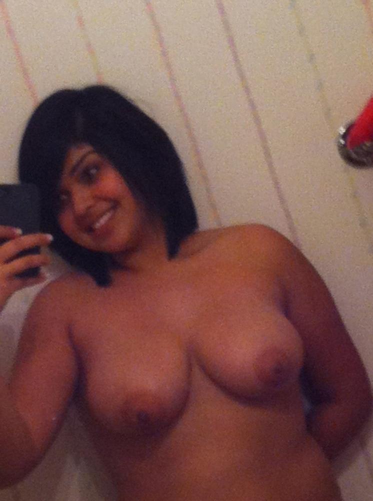25P Amateur chubby Indian girl