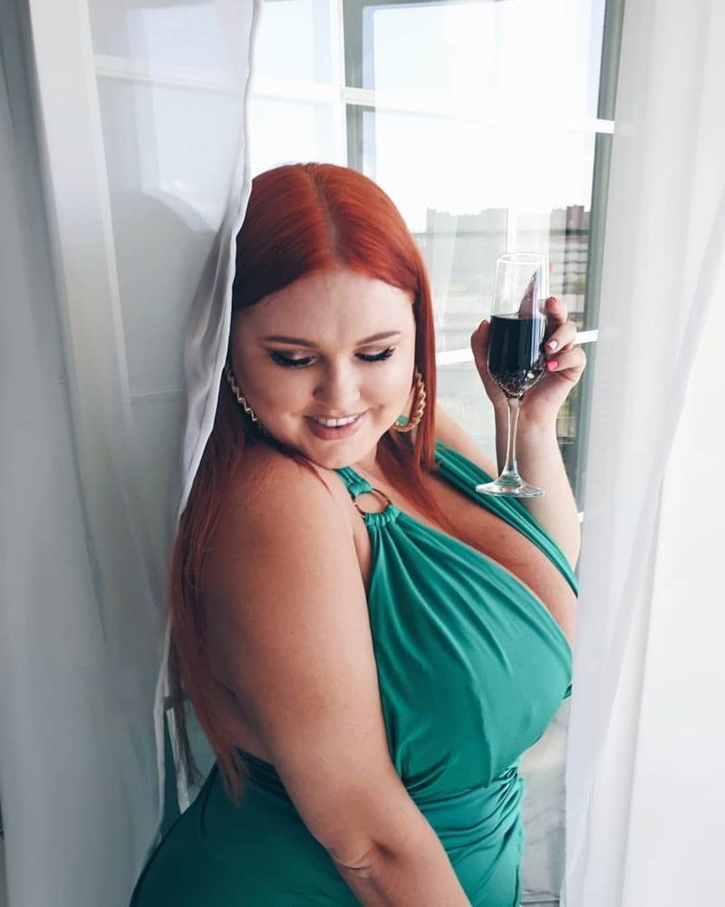 25P Elana redhead chubby fuck toy
