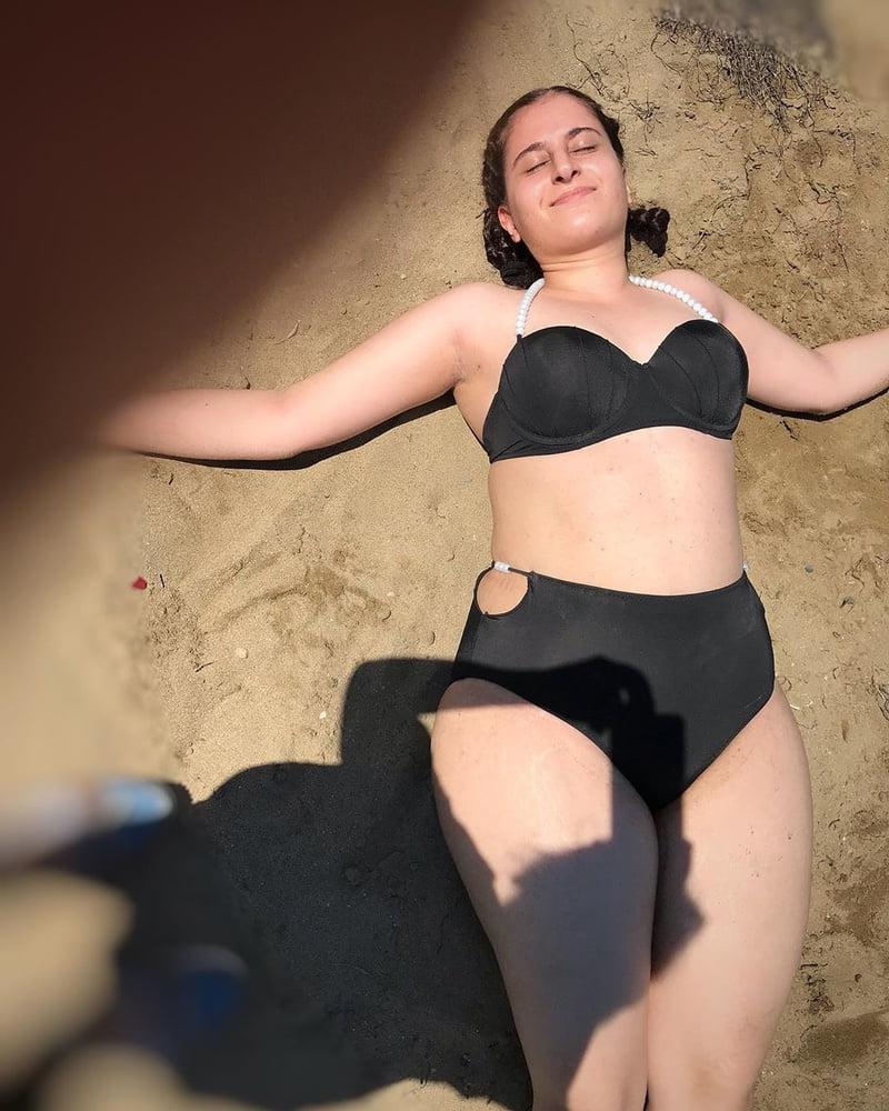 16P turkish chubby bitch aslihan