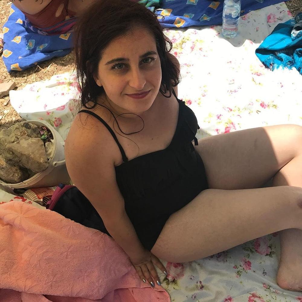 16P turkish chubby bitch aslihan