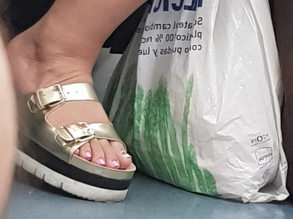 20P Candid. Mature feet