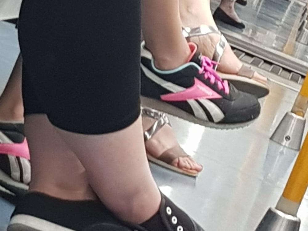 20P Candid. Mature feet