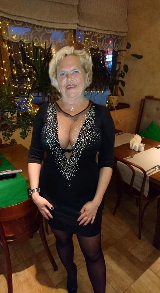 25P SEXY BITCH GRANNY BIG TITTS