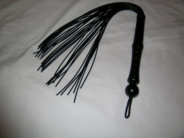 20P Implements for whipping punishment