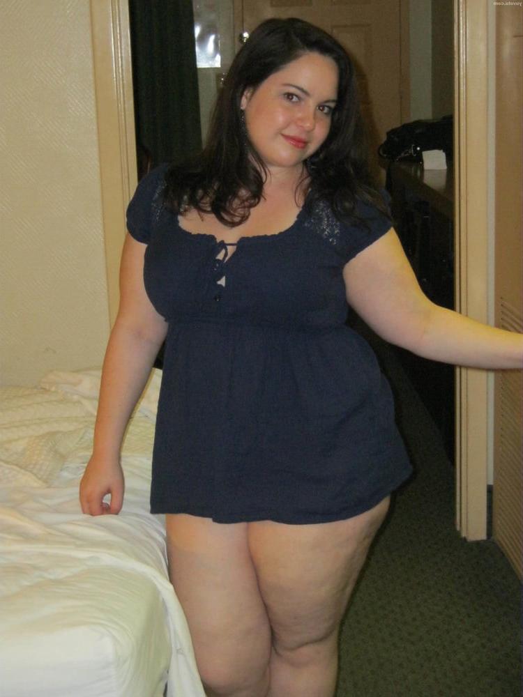 25P Naughty chubby girl