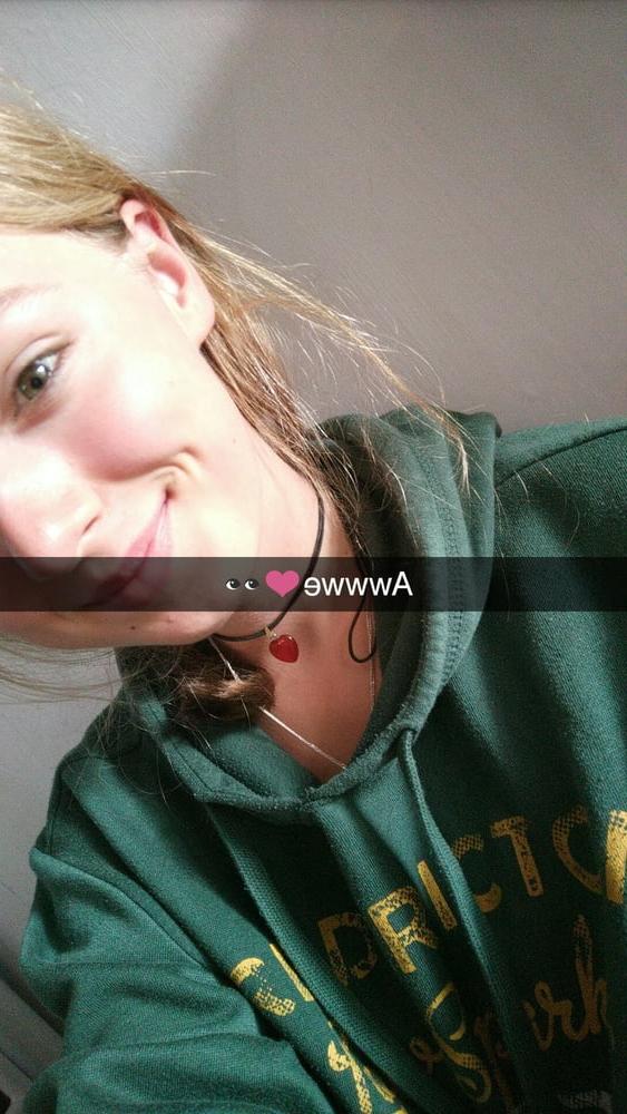 12P Sophie 18 Germany cute slut