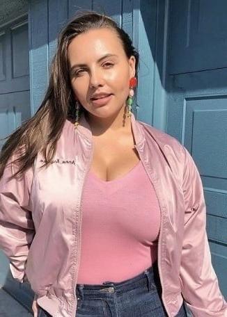 8P Pretty Chubby id fuck 27