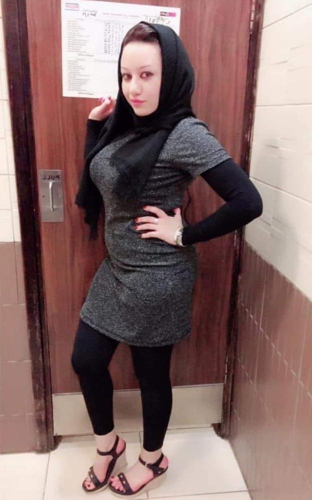 25P arab hijab feet heels
