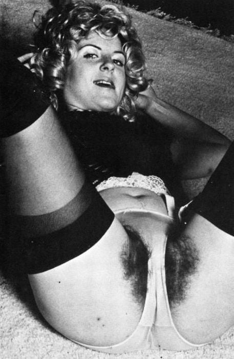 25P Classic vintage hairy pussy ass babes