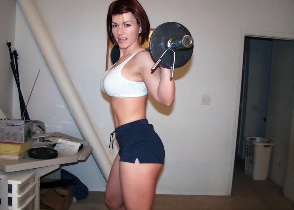 16P milf muscles