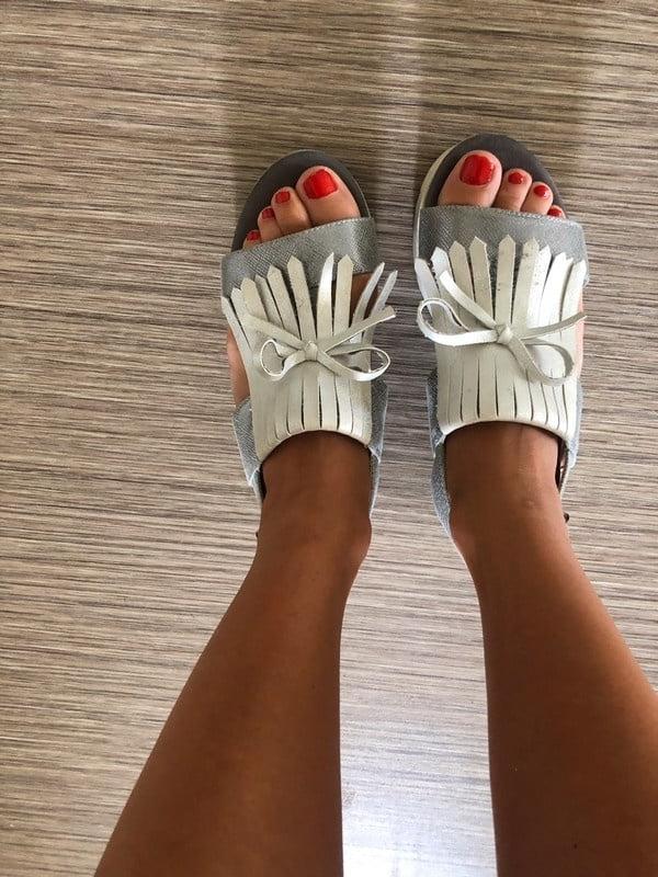 19P Feet (pieds)
