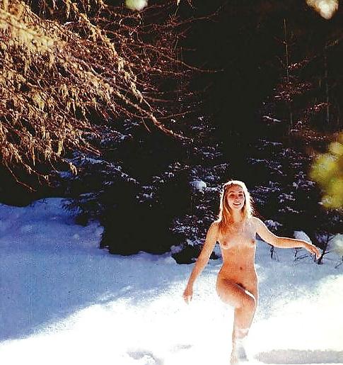 25P Nude art - winter special 2