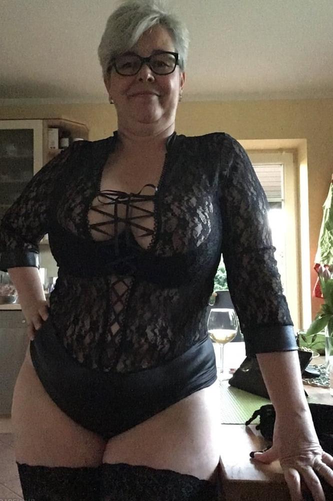 25P Sexy german dating bitch Biggi