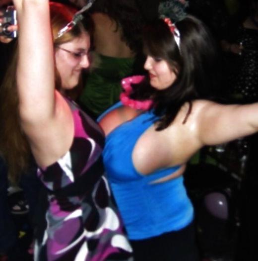 24P Cute Natural Giant Titted Amateur Gallery