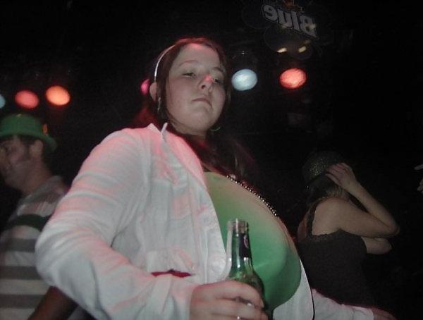24P Cute Natural Giant Titted Amateur Gallery