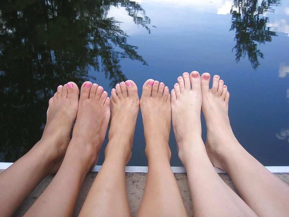 21P Amateur Feet 6