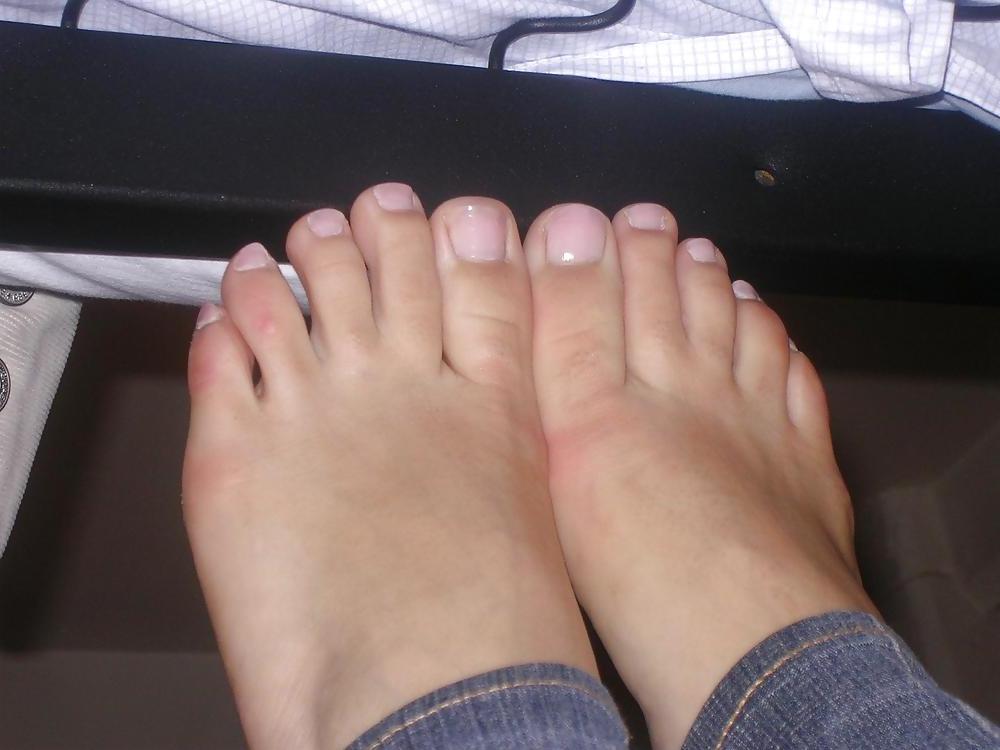 21P Amateur Feet 6