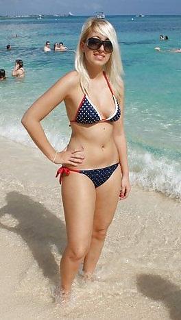 11P Blonde Bikini Bitch