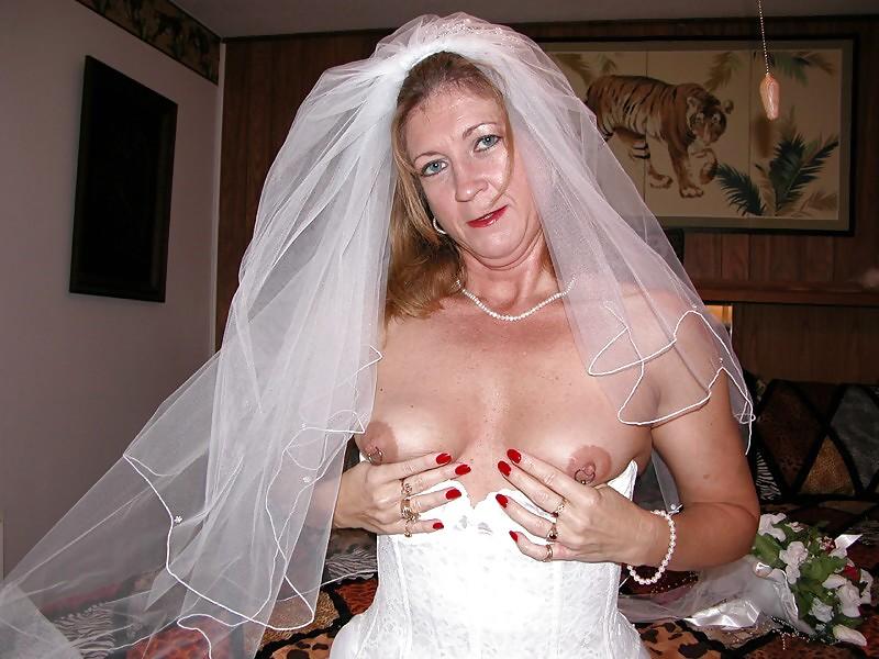 15P MATURE BRIDE HOME MADE PICS - londonlad