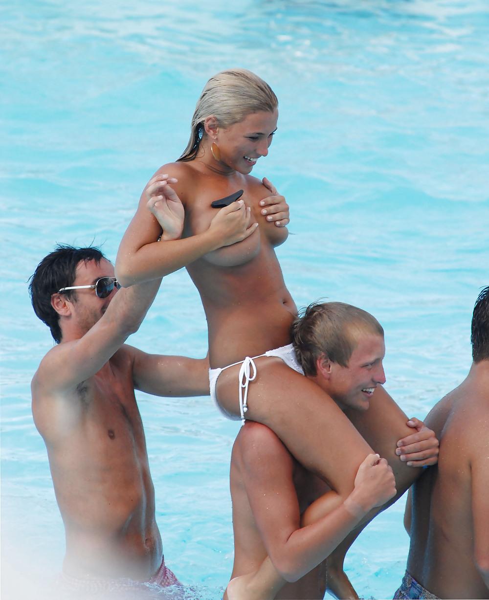 6P Billie Faiers - Topless Paparazzi Pics in Marbella