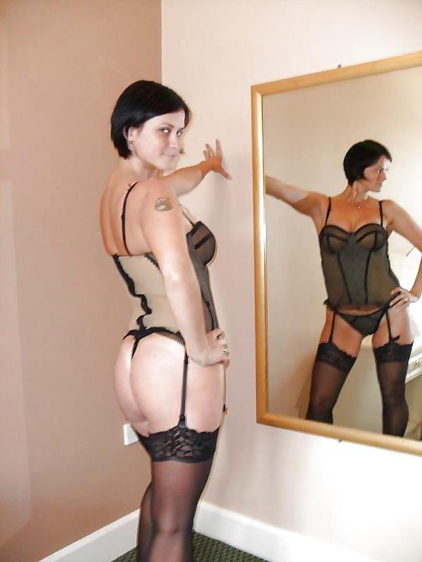25P Sexy British girls (non nude)