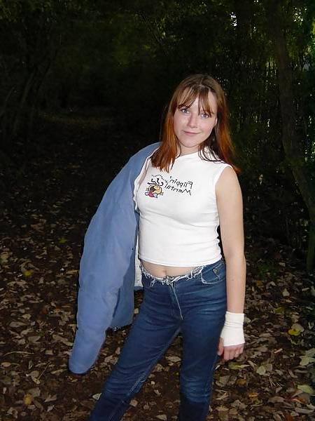 6P Slutty teeny bitch shows outdoor
