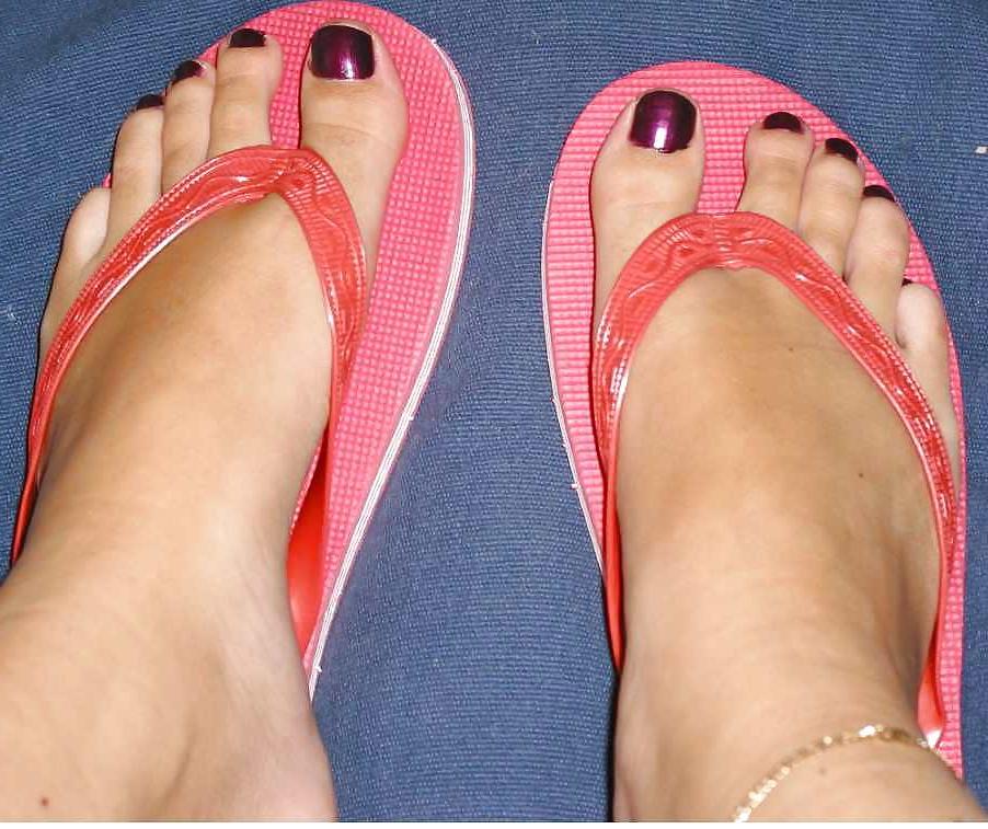 25P Amateur Feet 3