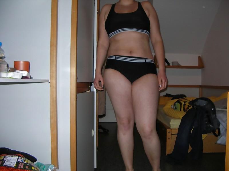 24P Amateur Chubby Hairy - Jotha Hele