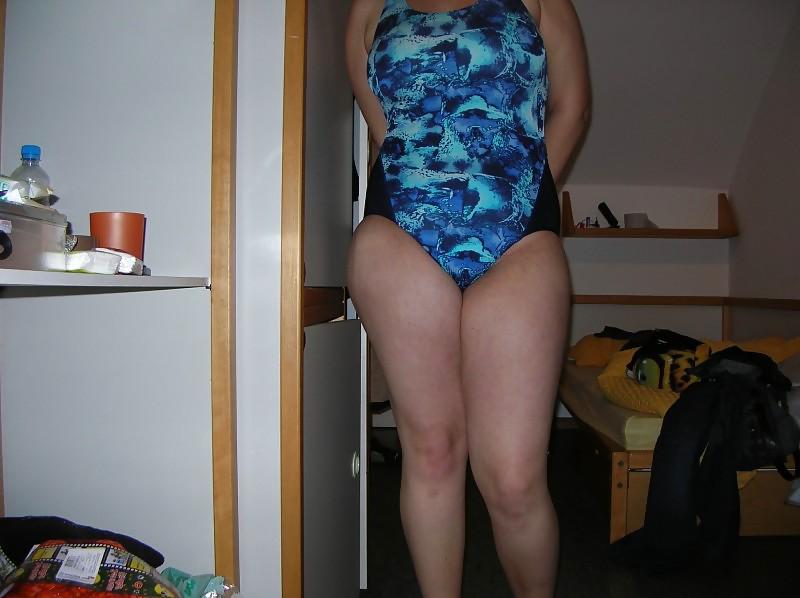 24P Amateur Chubby Hairy - Jotha Hele