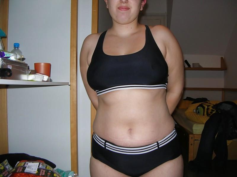 24P Amateur Chubby Hairy - Jotha Hele