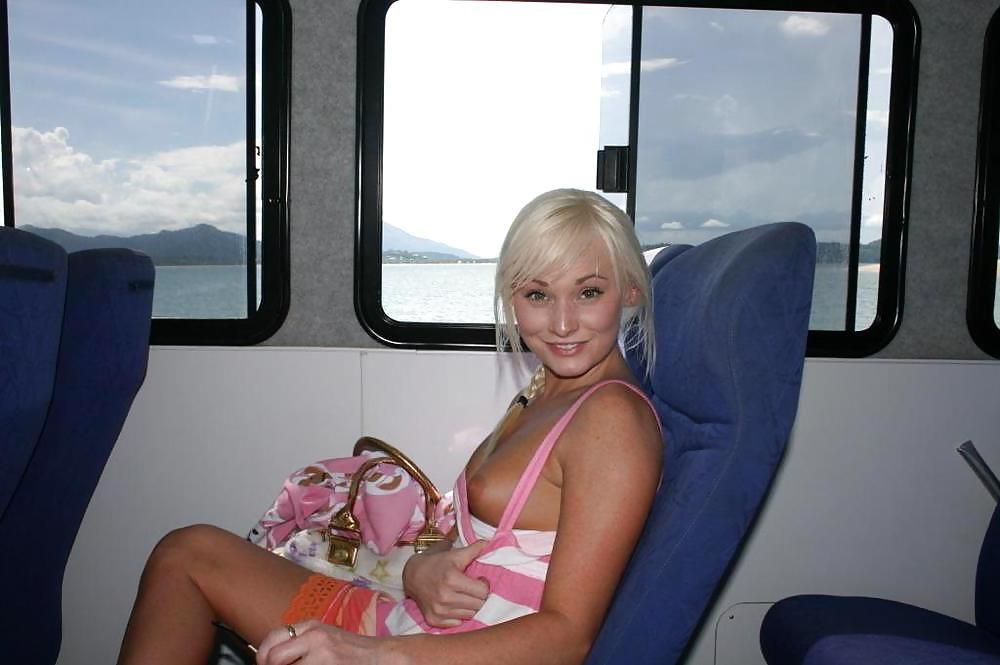 25P REALLY HOT GIRLS IN PUBLIC 09