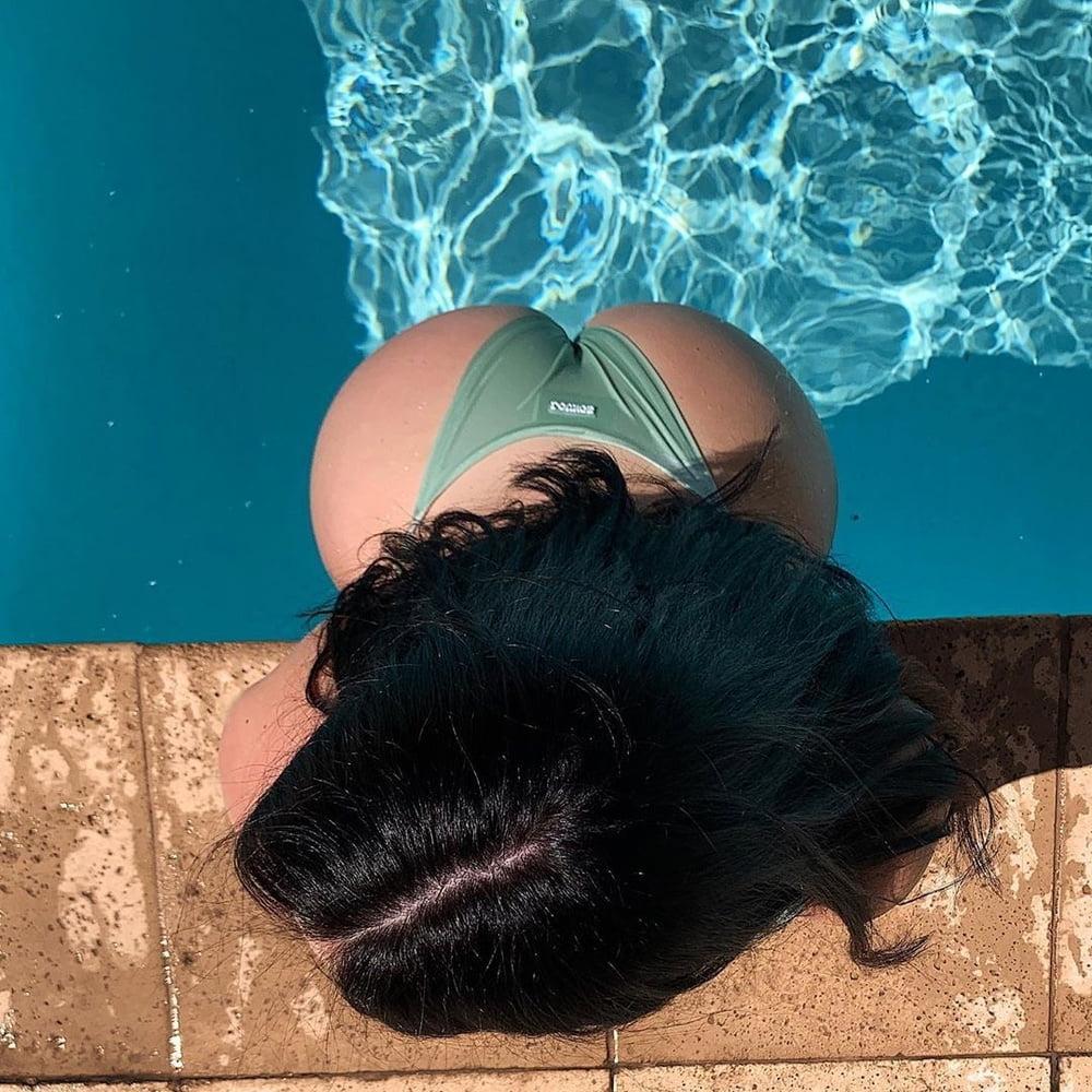 24P Holly-Big Fuckable Ass Bitch